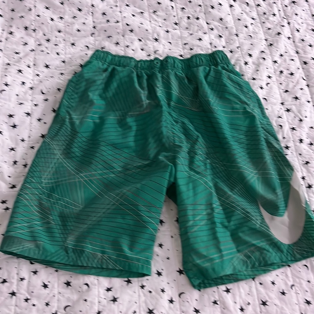 NIKE ATHLETIC SHORTS - Graphic Design